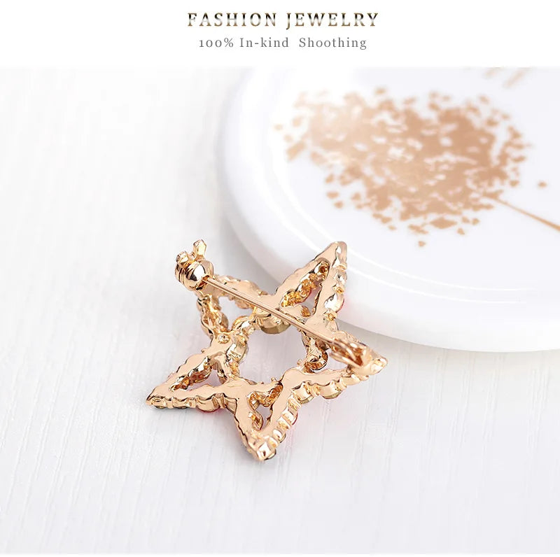 Christmas New Year Brooch, Sparkling Rhinestone Santa Claus, Elk Penguin, Snowman Boots, Bell Wreath Pin Jewelry Gift